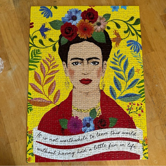 FRIDA KAHLO 500 piece colorful jigsaw puzzle - Picture 7 of 7